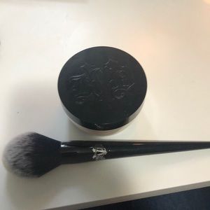 Kay Von D lock it setting powder and powder brush